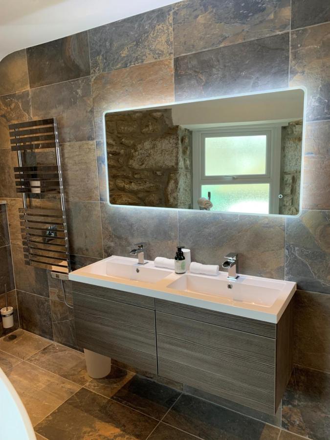 Modern Studio Apartment With Stunning Views! St Ives Exteriör bild